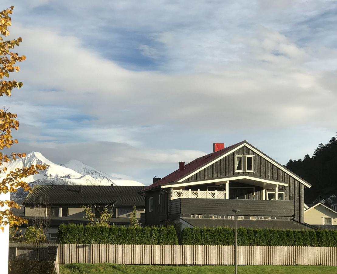 Villa Åndalsnes Εξωτερικό φωτογραφία