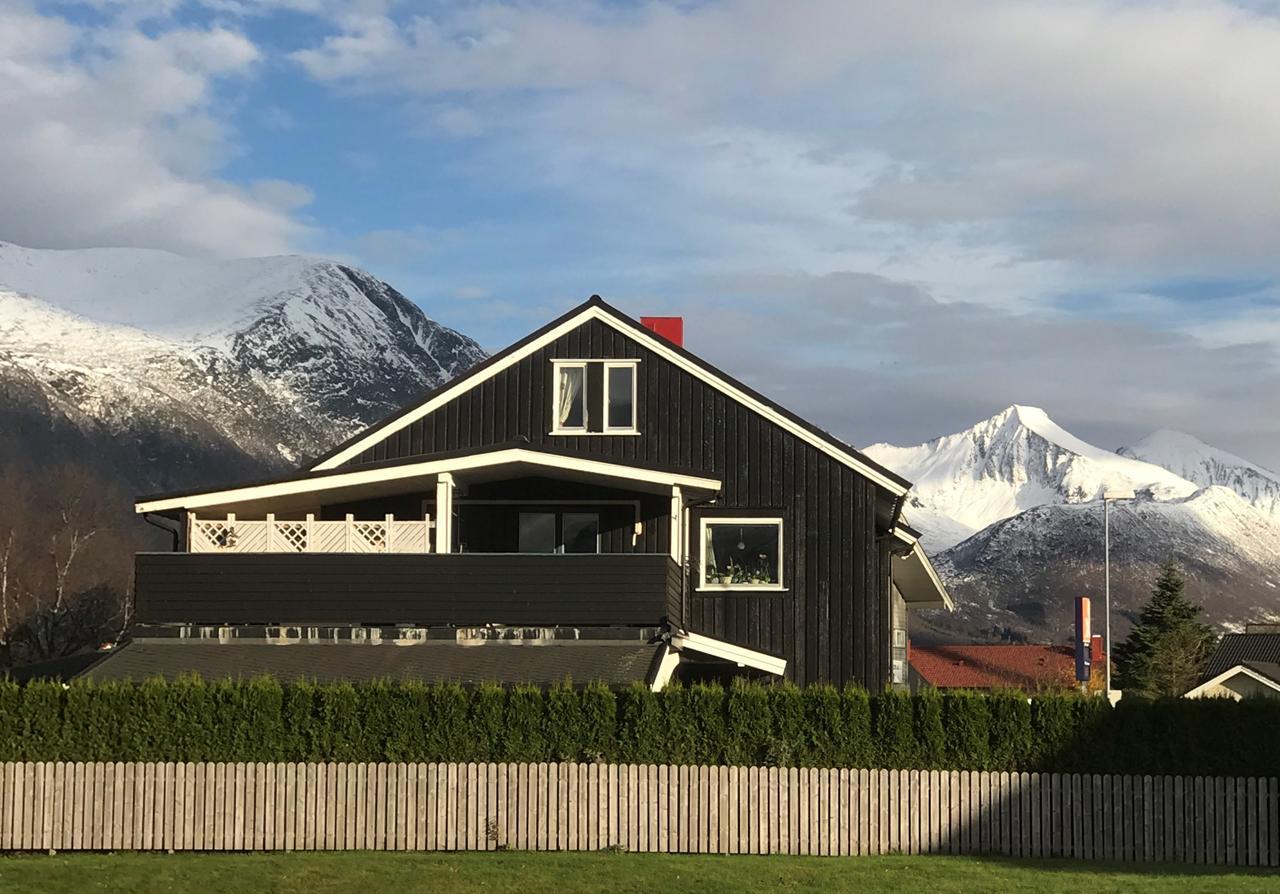 Villa Åndalsnes Εξωτερικό φωτογραφία