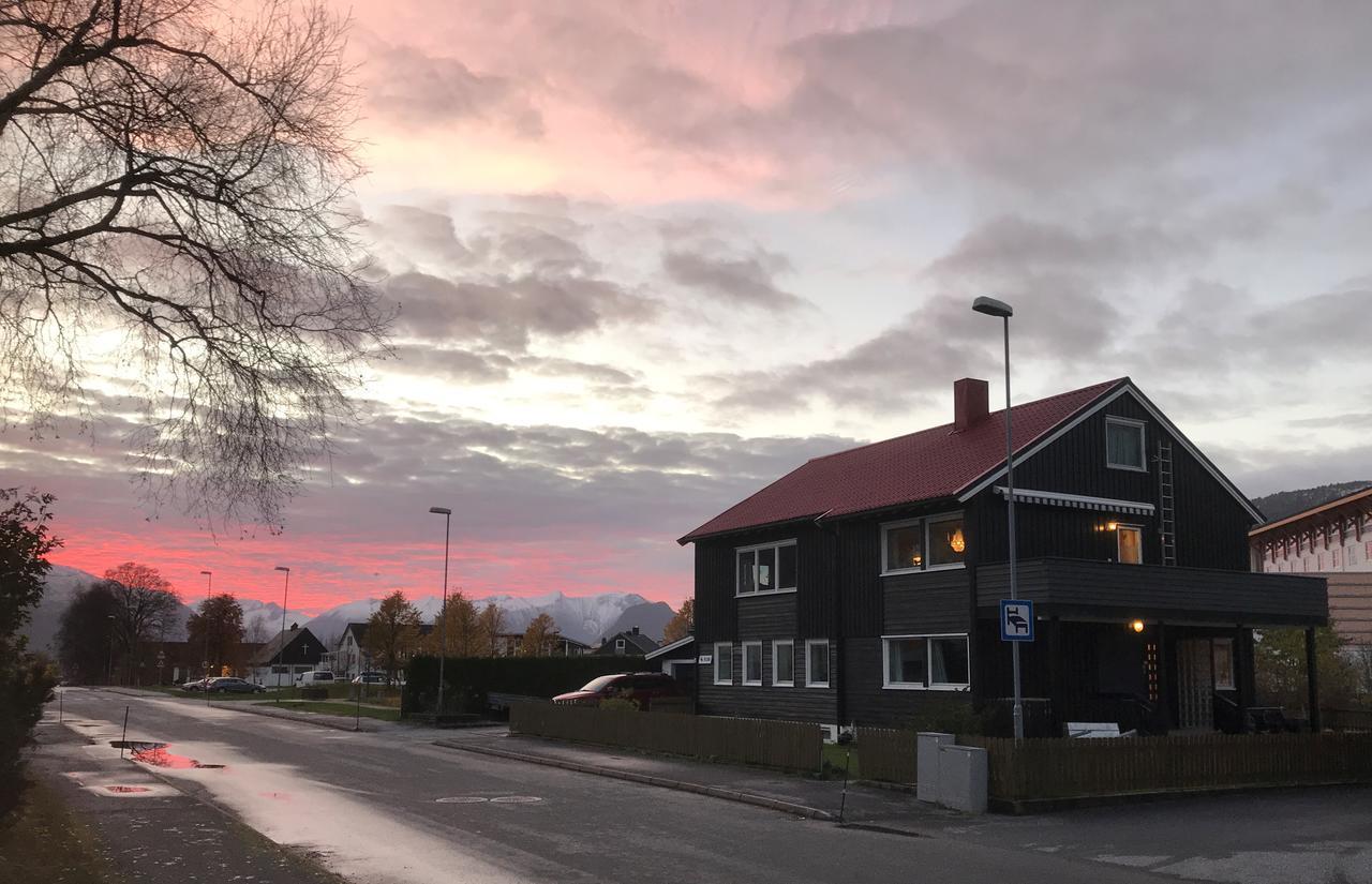 Villa Åndalsnes Εξωτερικό φωτογραφία
