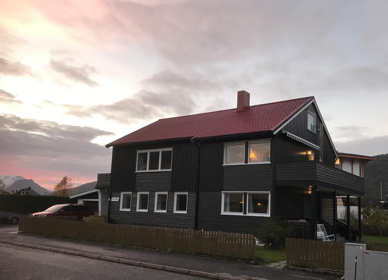 Villa Åndalsnes Εξωτερικό φωτογραφία